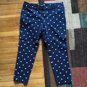 Old navy pixie ankle pants. Like new! 12P
